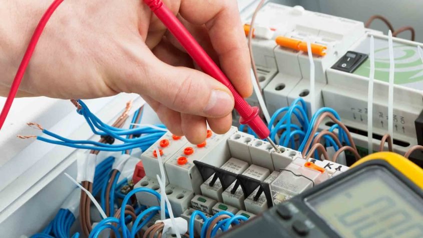 Elektrik Elektronik Eğitimi